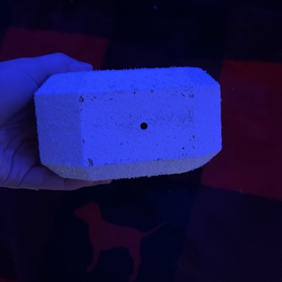 HTF VICTORIAS SECRET BOMBSHELL WINTER RARE DISPLAY PERFUME BOTTLE FLAWED - Picture 3 of 6